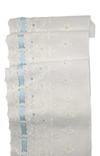 Load image into Gallery viewer, Vintage Single Sided Lace.