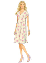 Load image into Gallery viewer, Sewing Pattern: Butterick B6317