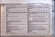 Load image into Gallery viewer, Sewing Pattern: Simplicity 2237
