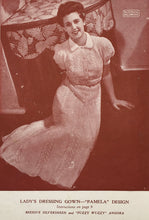 Load image into Gallery viewer, 1940's Knitting Booklet: Patons & Baldwins' No. 133