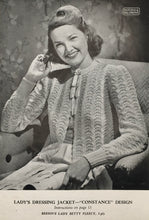 Load image into Gallery viewer, 1940's Knitting Booklet: Patons & Baldwins' No. 133