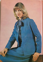 Load image into Gallery viewer, 1973 Sewing Book: Basic Sewing by Eve Harlow