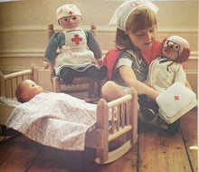 Load image into Gallery viewer, Golden Hands Monthly February 76