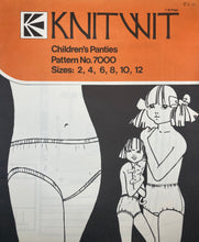 Load image into Gallery viewer, 1977 Vintage Sewing Pattern: Knitwit 7000