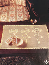 Load image into Gallery viewer, Vintage Crochet Monthly Number 22 by Tricot