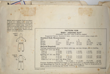 Load image into Gallery viewer, Vintage Sewing Pattern: Kwik Sew 1038