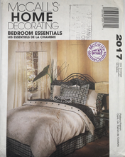 Load image into Gallery viewer, McCalls Uncut Sewing Pattern 2017