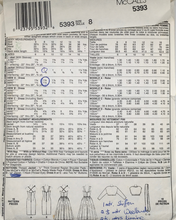 Load image into Gallery viewer, McCalls Sewing Pattern: 5393
