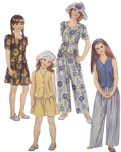 Load image into Gallery viewer, Uncut Sewing Pattern: McCalls 7065