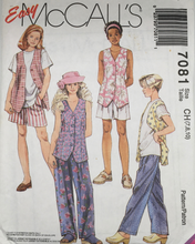 Load image into Gallery viewer, McCalls Sewing Pattern: 7081