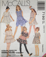 Load image into Gallery viewer, McCalls Sewing Pattern 7190