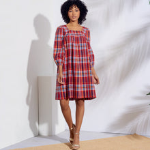 Load image into Gallery viewer, Sewing Pattern: Simplicity S8926