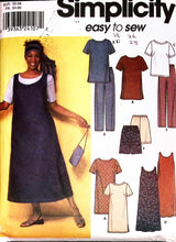 Load image into Gallery viewer, Sewing Pattern: Simplicity 9294