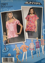 Load image into Gallery viewer, Sewing Pattern: Simplicity 2961