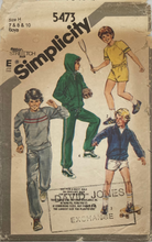 Load image into Gallery viewer, Sewing Pattern: Simplicity 5473