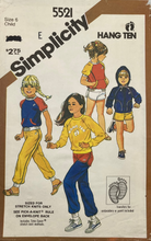 Load image into Gallery viewer, Sewing Pattern: Simplicity 5521
