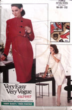 Load image into Gallery viewer, Vintage Sewing Pattern: Vogue 7382