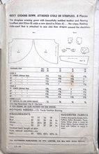 Load image into Gallery viewer, Vintage Sewing Pattern: Butterick 6011