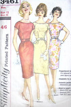 Load image into Gallery viewer, Vintage Sewing Pattern: Simplicity 3461
