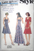 Load image into Gallery viewer, Vintage Sewing Pattern: Style 1086