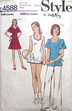 Load image into Gallery viewer, Vintage Sewing Pattern: Style 4588