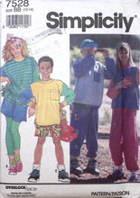 Load image into Gallery viewer, Vintage Sewing Pattern: Simplicity 7528