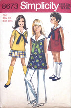 Load image into Gallery viewer, Vintage Sewing Pattern: Simplicity 8673