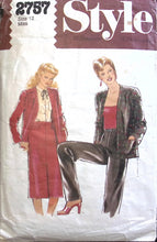 Load image into Gallery viewer, Vintage Sewing Pattern: Style 2757