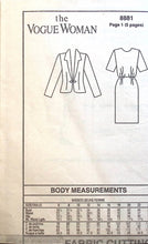 Load image into Gallery viewer, Vintage Sewing Pattern: Vogue 8881