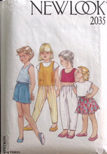 Load image into Gallery viewer, Vintage Sewing Pattern: New Look 2035