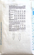Load image into Gallery viewer, Vintage Sewing Pattern: Vogue 7577