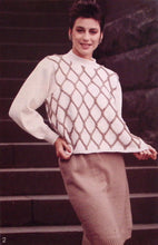 Load image into Gallery viewer, The Boutique Collection Knitting Foldout Merino 1