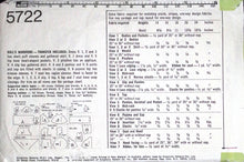 Load image into Gallery viewer, Vintage Sewing Pattern: Simplicity 5722