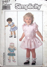 Load image into Gallery viewer, Vintage Sewing Pattern: Simplicity 9467
