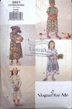 Load image into Gallery viewer, Vintage Sewing Pattern: Vogue 8921
