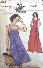 Load image into Gallery viewer, Vintage Sewing Pattern: Vogue 8893