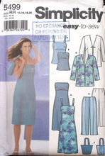 Load image into Gallery viewer, Sewing Pattern: Simplicity 5499
