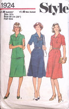 Load image into Gallery viewer, Vintage Sewing Pattern: Style 1924