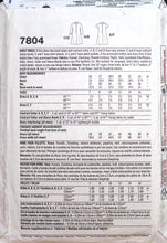 Load image into Gallery viewer, Vintage Sewing Pattern: Simplicity 7804