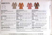 Load image into Gallery viewer, Sewing Pattern: Simplicity 2322