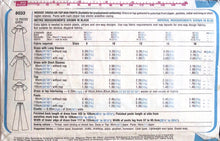 Load image into Gallery viewer, Vintage Sewing Pattern: Simplicity 8033