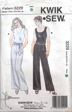 Load image into Gallery viewer, Vintage Sewing Pattern: Kwik Sew 3229