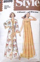 Load image into Gallery viewer, Vintage Sewing Pattern: Style 2656
