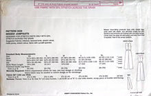 Load image into Gallery viewer, Vintage Sewing Pattern: Kwik Sew 3229