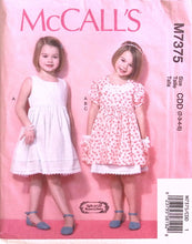 Load image into Gallery viewer, Sewing Pattern: McCalls M7375