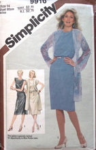 Load image into Gallery viewer, Vintage Sewing Pattern: Simplicity 9910