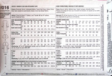 Load image into Gallery viewer, Sewing Pattern: Simplicity 1016