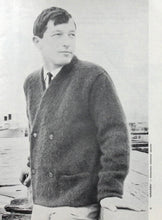 Load image into Gallery viewer, Vintage Patons Knitting Book No. 711