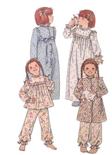 Load image into Gallery viewer, Vintage Sewing Pattern: Butterick 5707