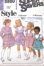 Load image into Gallery viewer, Vintage Sewing Pattern: Style 3580